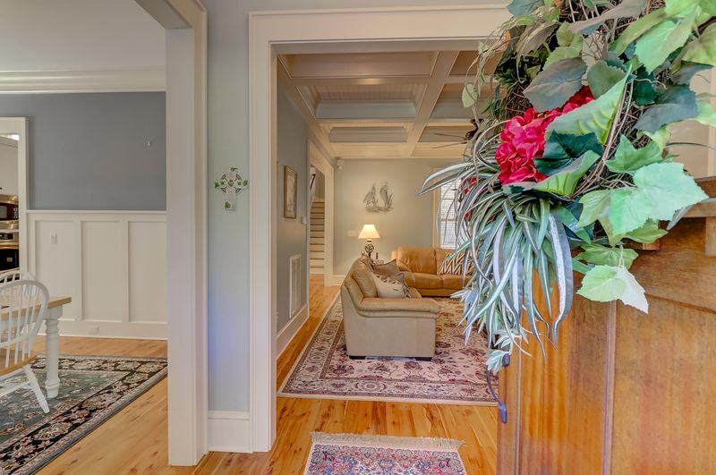 747 Swanson Ave, Charleston, SC 29412
