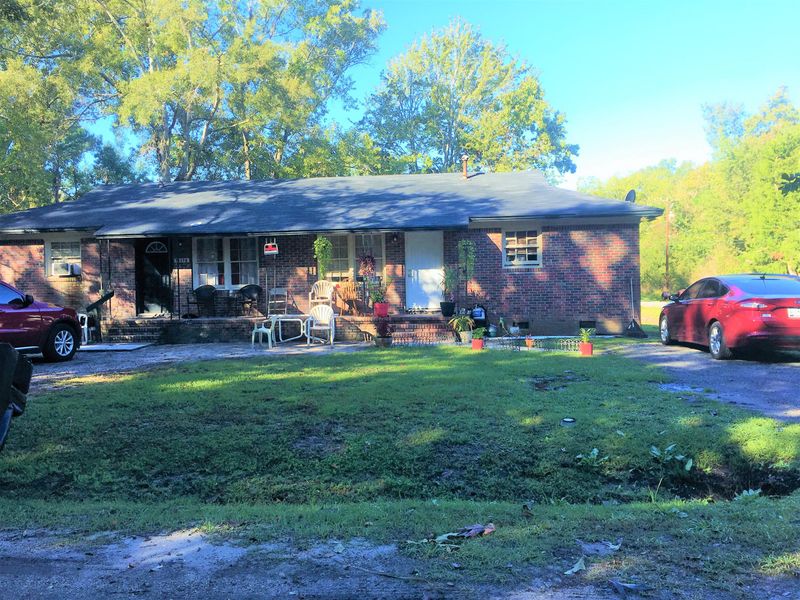7665 Winchester St #4, North Charleston, SC 29420