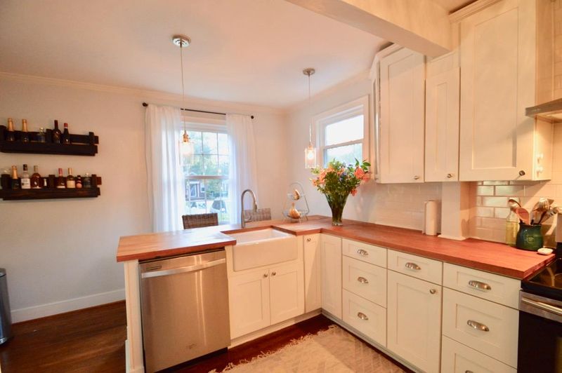 12 Lyttleton Dr, Charleston, SC 29407