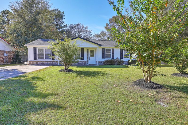 124 Lionel Ln, Summerville, SC 29483