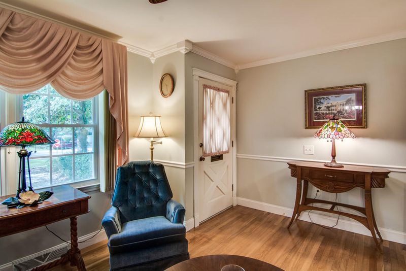 401 Dogwood Cir, Summerville, SC 29485
