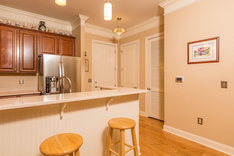 200 River Landing Dr #B 303, Charleston, SC 29492