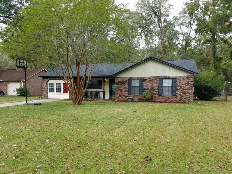 1023 Yorktown Dr, Charleston, SC 29412