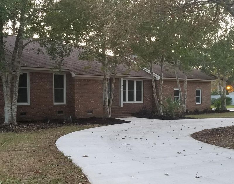 7 Hunters Forest Dr, Charleston, SC 29414