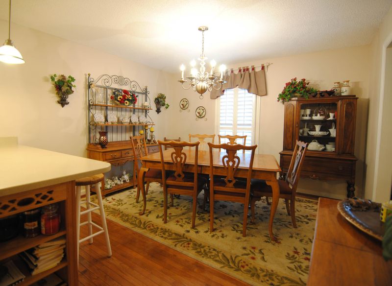 1145 Walleye Rd, Bonneau, SC 29431
