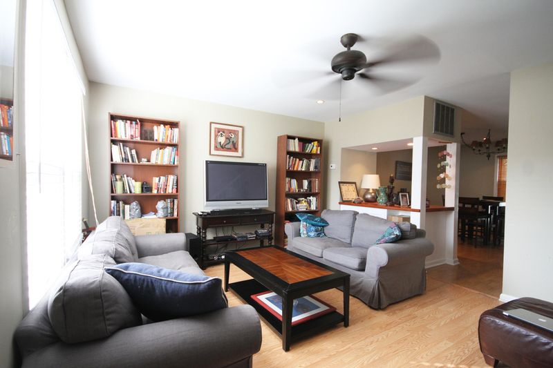 947 Cottingham Dr, Mount Pleasant, SC 29464