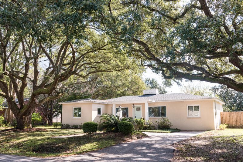 1557 Patterson Ave, Charleston, SC 29412