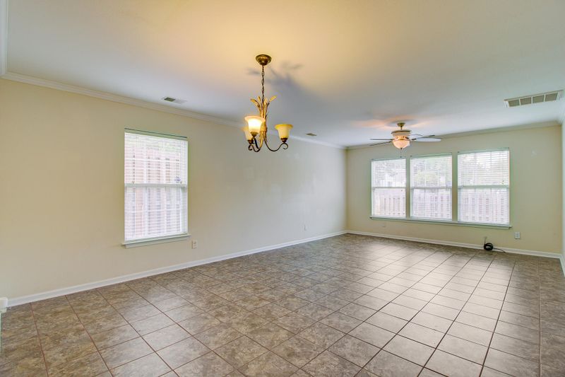 1114 Margle Way, North Charleston, SC 29420