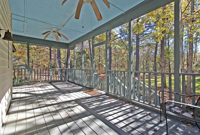 7946 Averyt Ln, Edisto Island, SC 29438