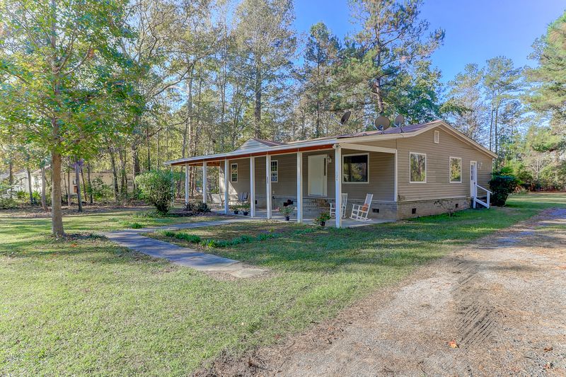 124 Elker Dr, Summerville, SC 29483