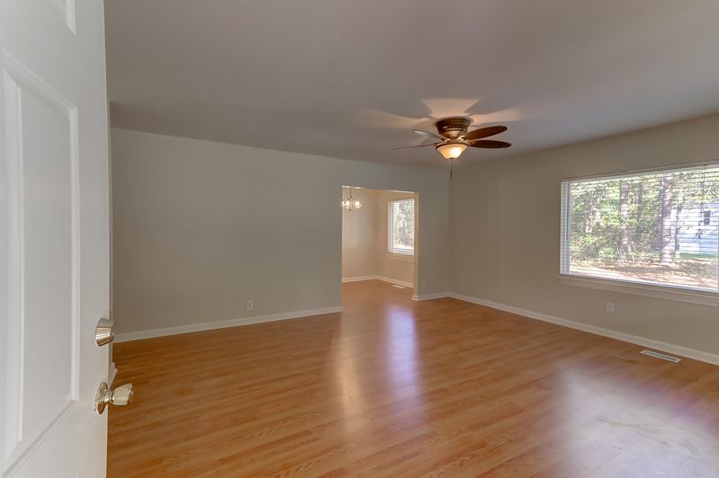 124 Elker Dr, Summerville, SC 29483