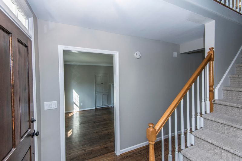 764 Milldenhall Rd, Mount Pleasant, SC 29464