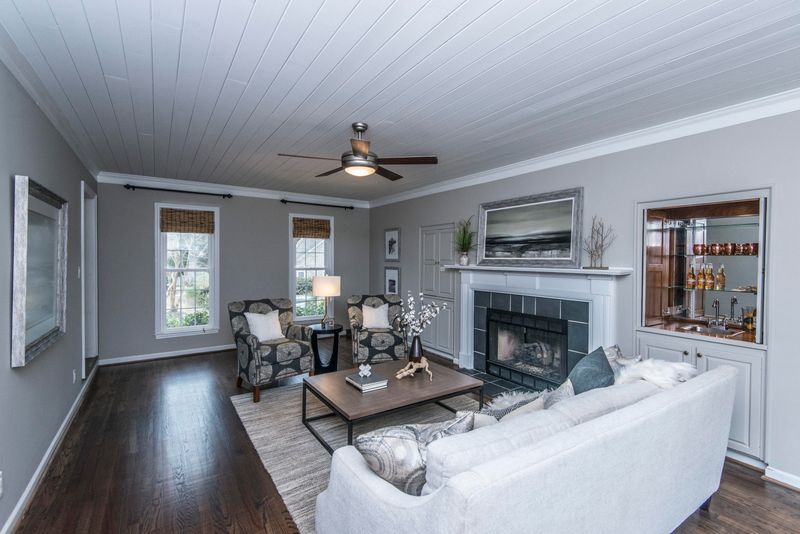 764 Milldenhall Rd, Mount Pleasant, SC 29464