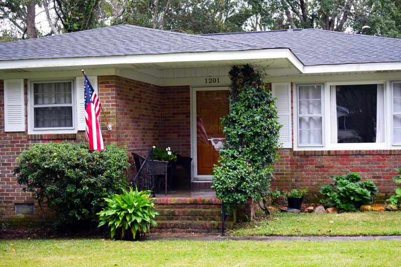 1201 Chesterfield Rd, North Charleston, SC 29405