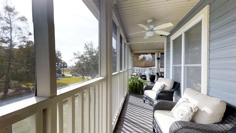 570 Seaward Dr, Charleston, SC 29412