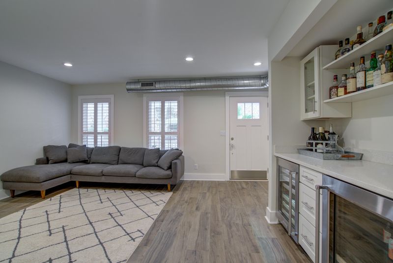 13 5th Ave, Charleston, SC 29403