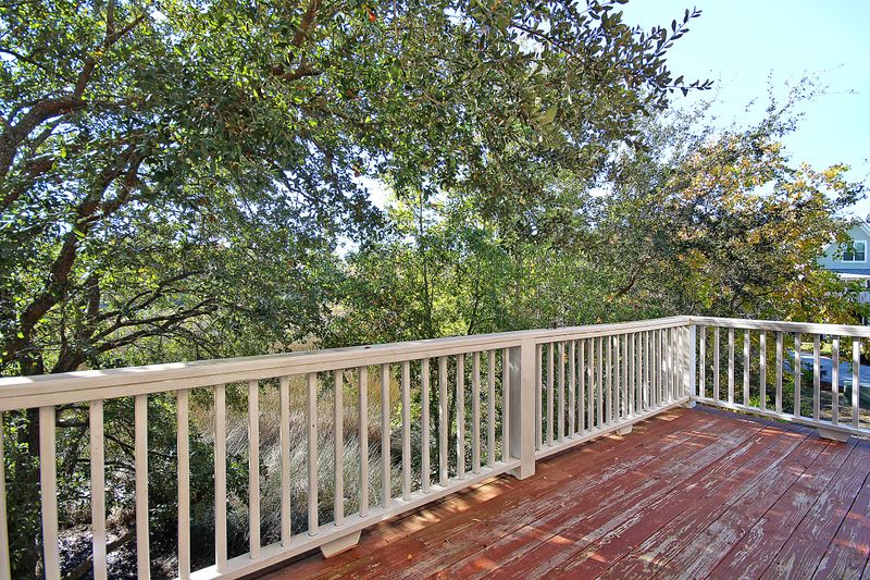 1039 Hunley Waters Cir, North Charleston, SC 29405