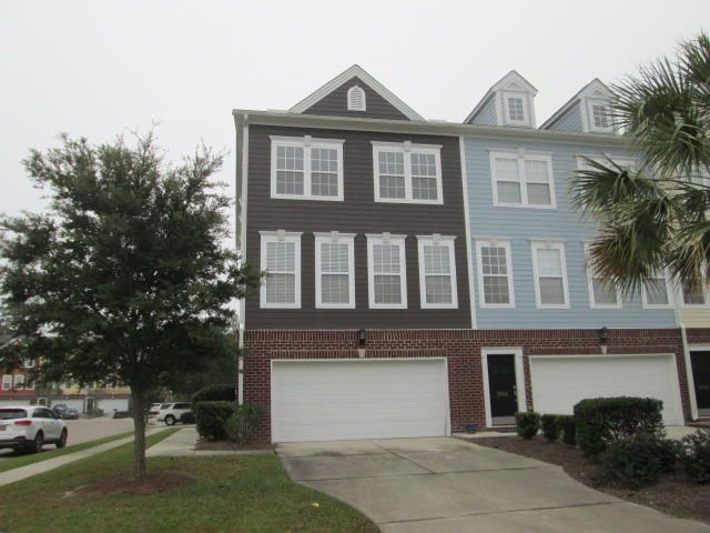 9208 Southern Oak Ln, Ladson, SC 29456