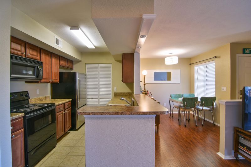 1481 Center St #1405, Mount Pleasant, SC 29464