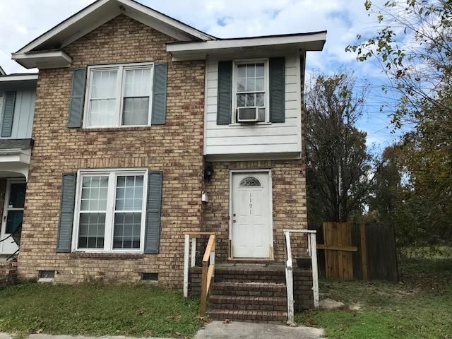 1191 See Port Dr, North Charleston, SC 29406