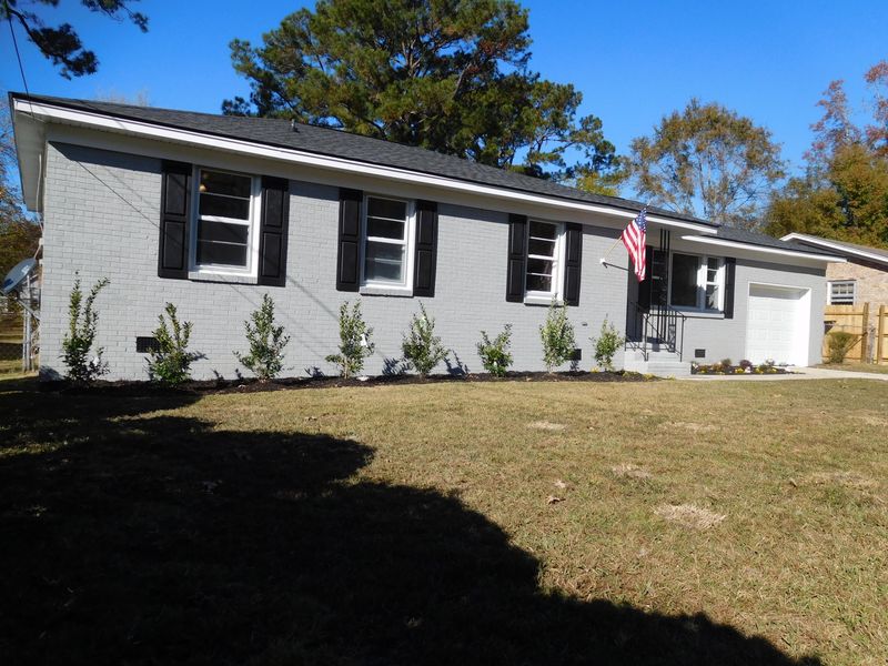 213 Jean Wells Dr, Goose Creek, SC 29445