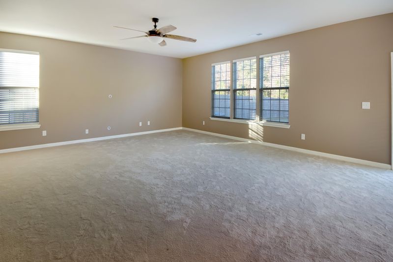 7628 High Maple Cir, North Charleston, SC 29418