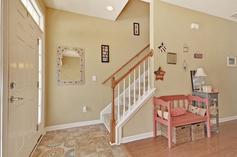 186 Gaslight Blvd, Summerville, SC 29483