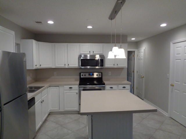 409 Catawba Dr, Summerville, SC 29483