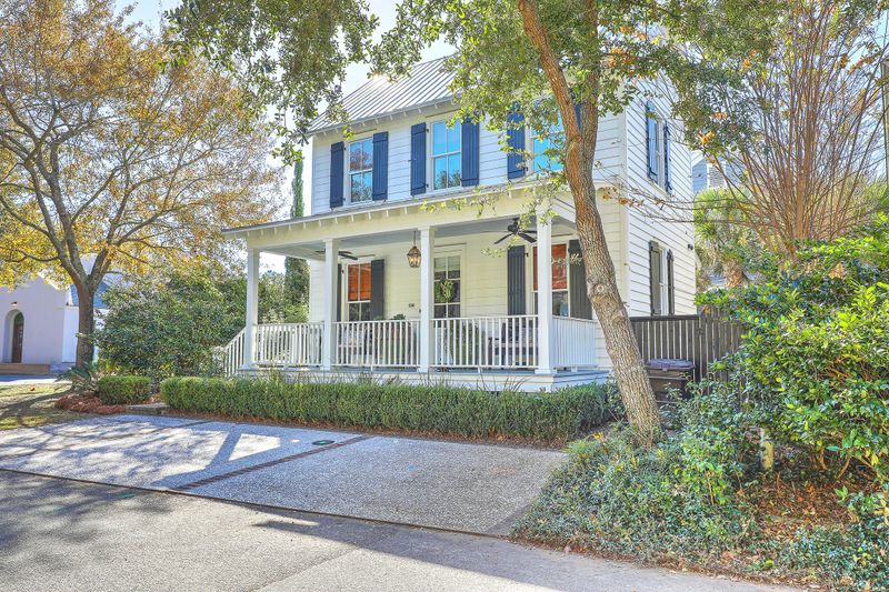 136 Jakes Ln, Mount Pleasant, SC 29464