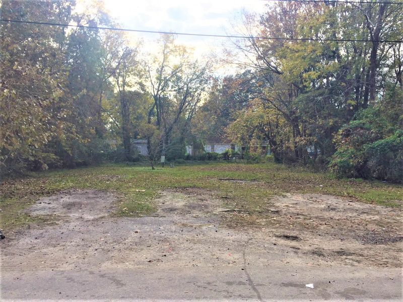 1923 Harper St, North Charleston, SC 29406