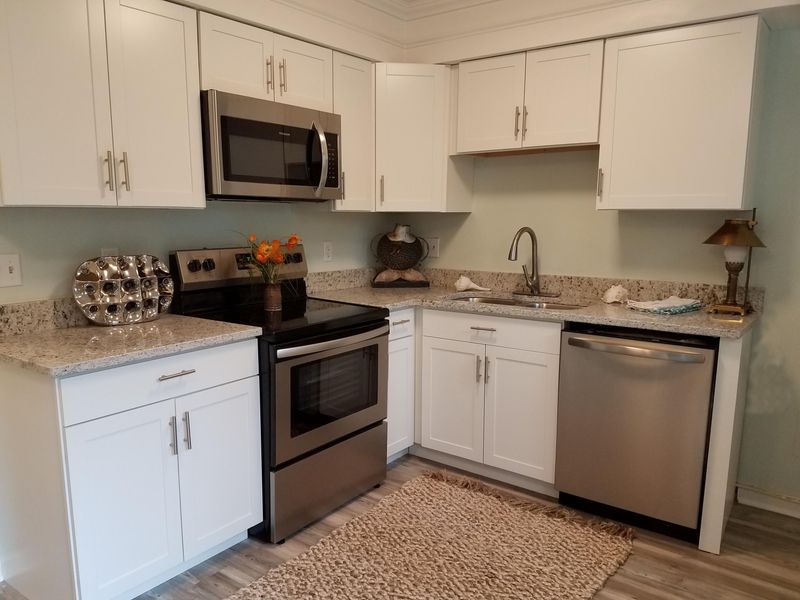 902 Sea Gull Dr, Mount Pleasant, SC 29464