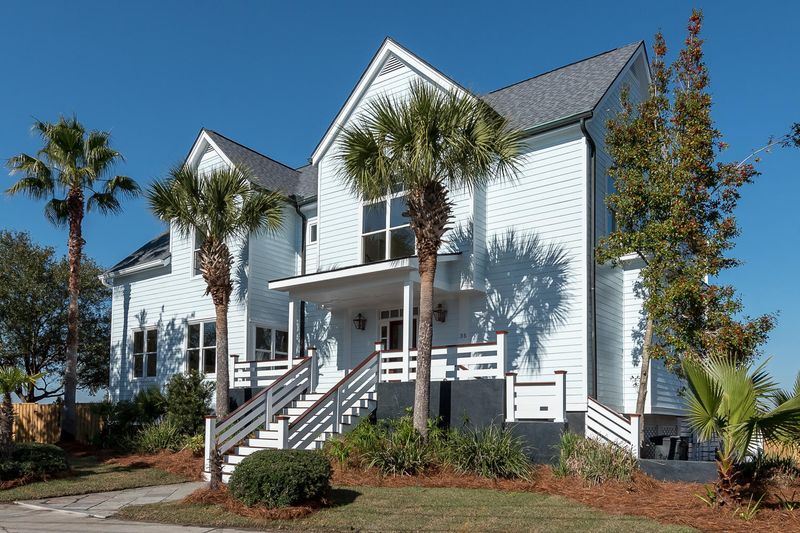 35 Rebellion Rd, Charleston, SC 29407