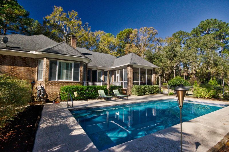 4860 Highlander Ln, Hollywood, SC 29449