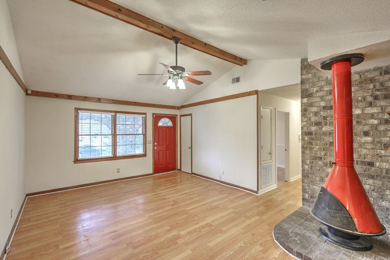 107 Mcduffie Ct, Summerville, SC 29483