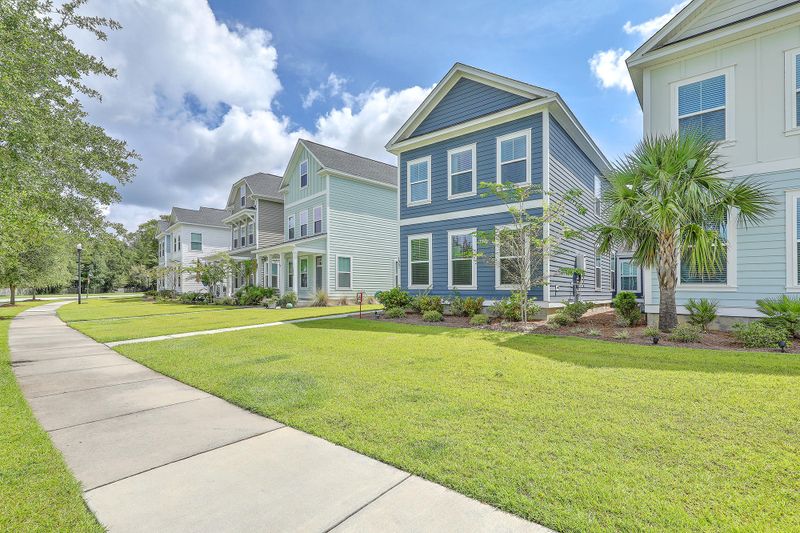 1057 Ashley Gardens Blvd, Charleston, SC 29414