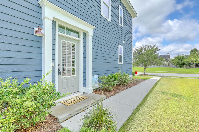 1057 Ashley Gardens Blvd, Charleston, SC 29414