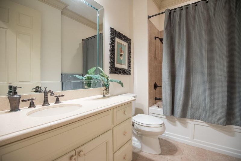 4254 Faber Place Dr #3403, North Charleston, SC 29405