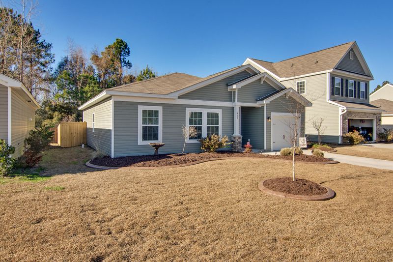 476 Rockville Rd, Moncks Corner, SC 29461