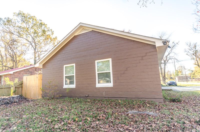 2245 Russelldale Ave, North Charleston, SC 29406