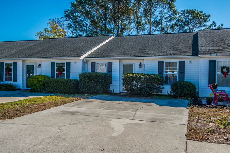 1215 Apex Ln, Charleston, SC 29412