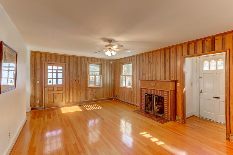2328 Sunnyside Ave, Charleston, SC 29403