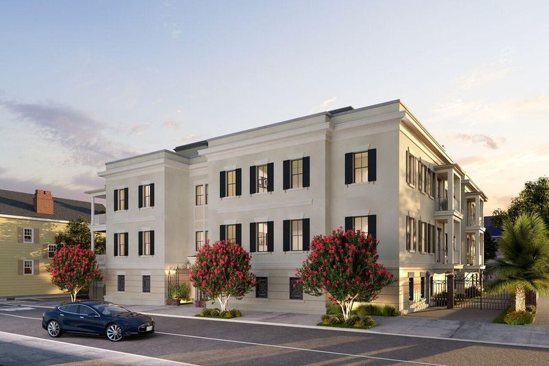 31 Smith St #203, Charleston, SC 29401