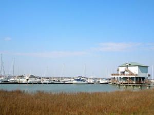 W 10th St #B-2, Folly Beach, SC 29439