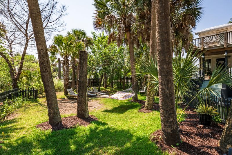 103 Carolina Blvd, Isle Of Palms, SC 29451