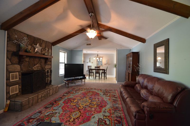416 Terrier Rd, Goose Creek, SC 29445