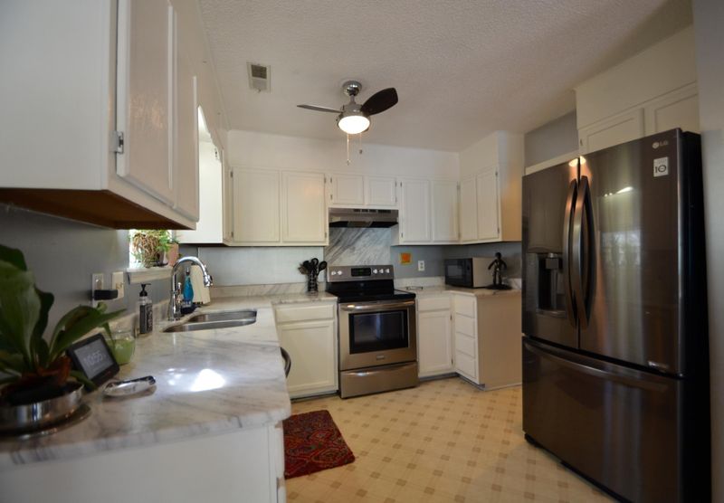 416 Terrier Rd, Goose Creek, SC 29445