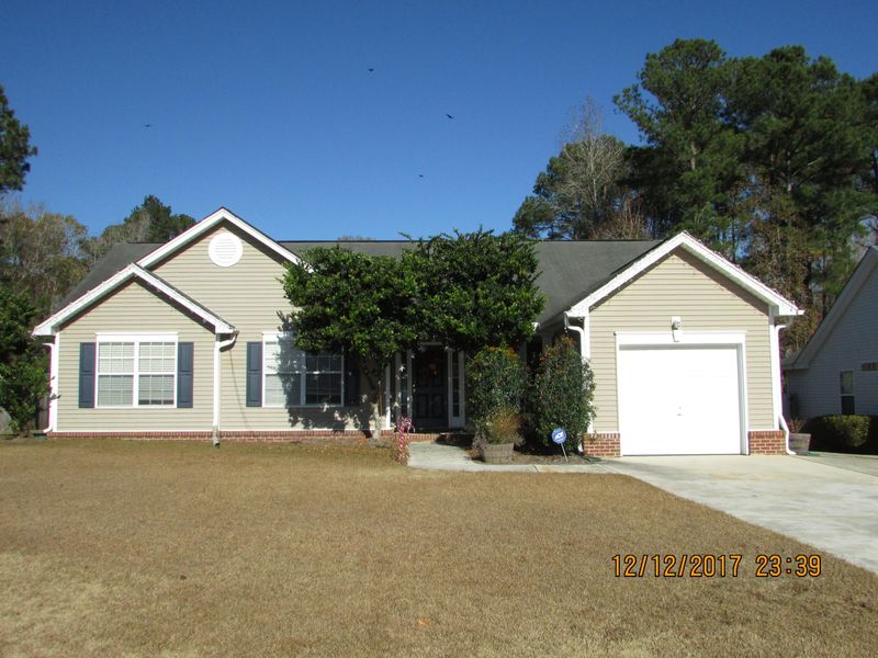 2039 Azalee Ln, Summerville, SC 29483