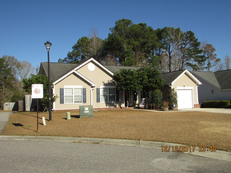 2039 Azalee Ln, Summerville, SC 29483