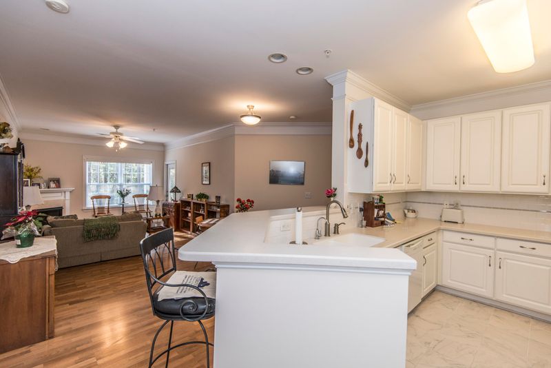1025 Riverland Woods Pl #704, Charleston, SC 29412