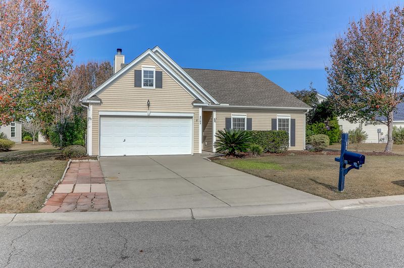 2705 Palmetto Hall Blvd, Mount Pleasant, SC 29466